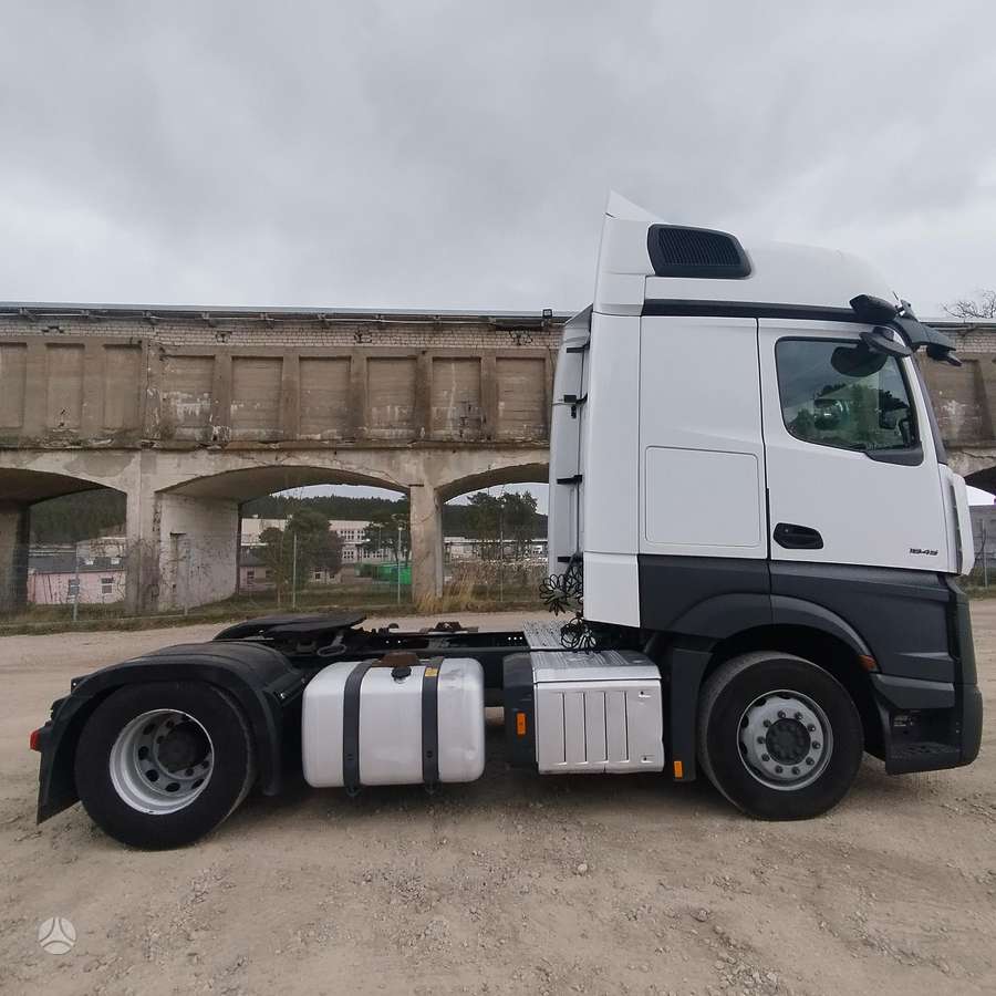 Mercedes-Benz Actros 1845 L, double sleeper