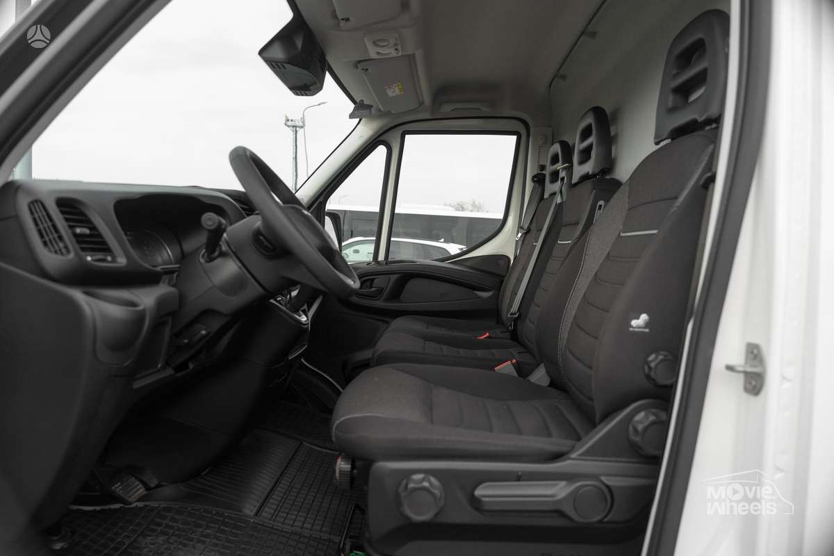Mercedes-Benz Sprinter, cargo van