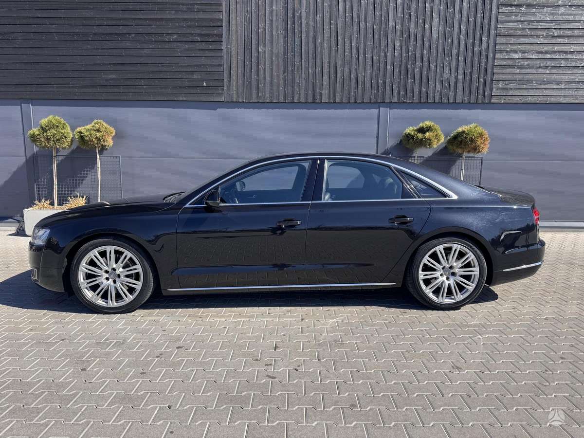 Audi A8, 3.0 l., sedanas
