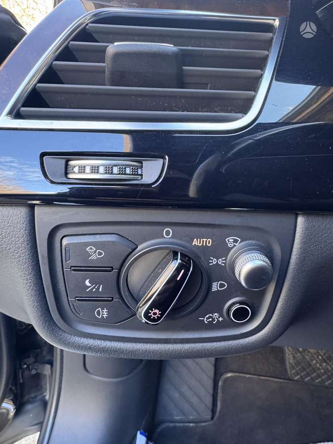 Audi A8, 3.0 l., sedanas