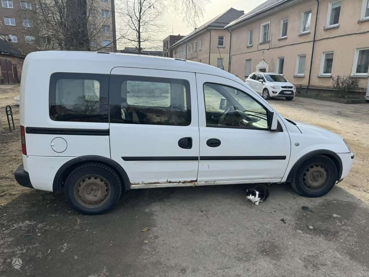Opel Combo, 1.3 l., mpv / minivan