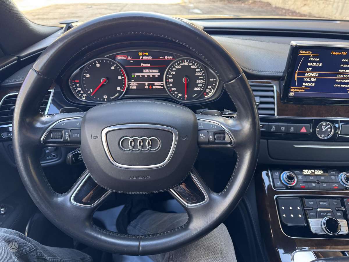 Audi A8, 3.0 l., sedanas