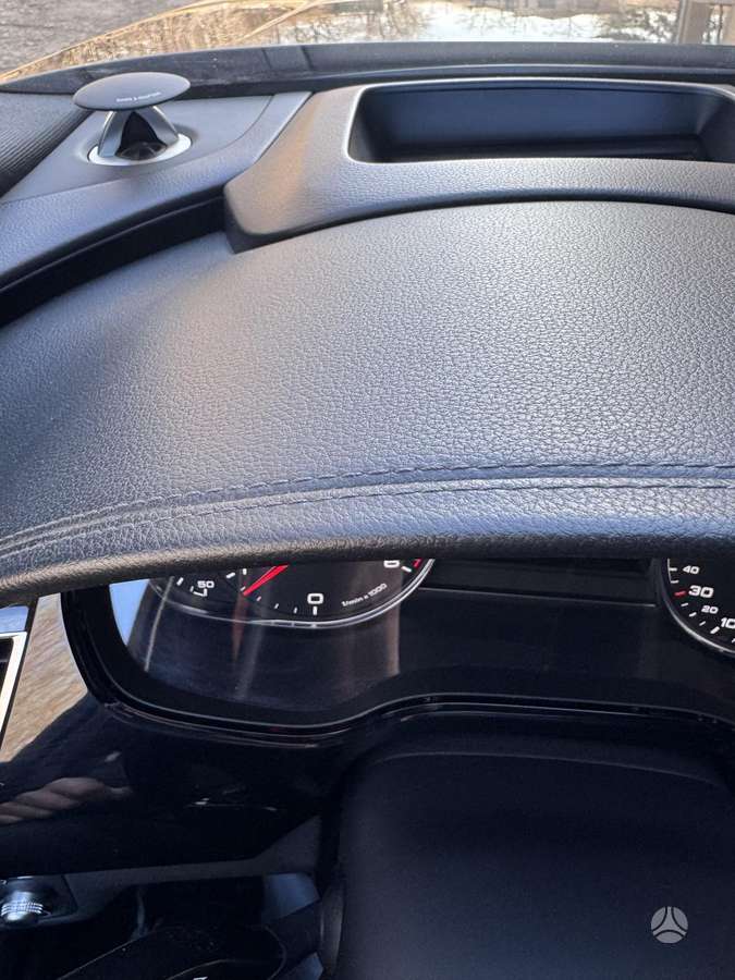 Audi A8, 3.0 l., sedanas