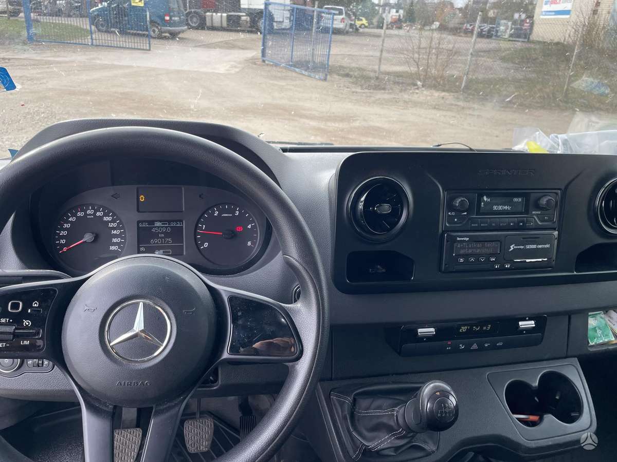 Mercedes-Benz Sprinter, autovežiai