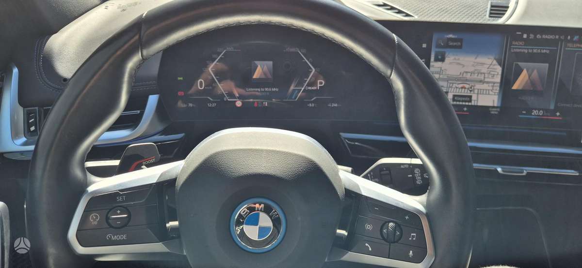 BMW iX1, off-road / crossover