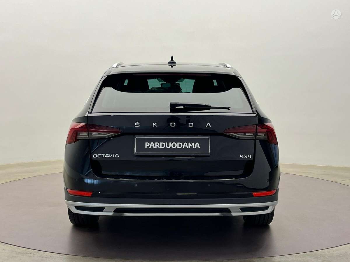 Škoda Octavia Scout - 7