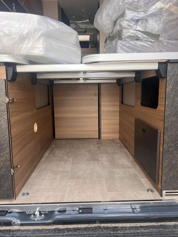 Rimor HORUS 95, campers