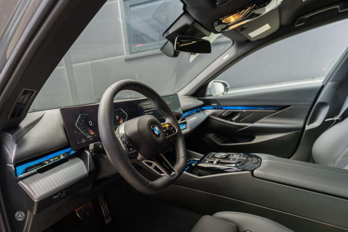 BMW 520, 2.0 l., wagon