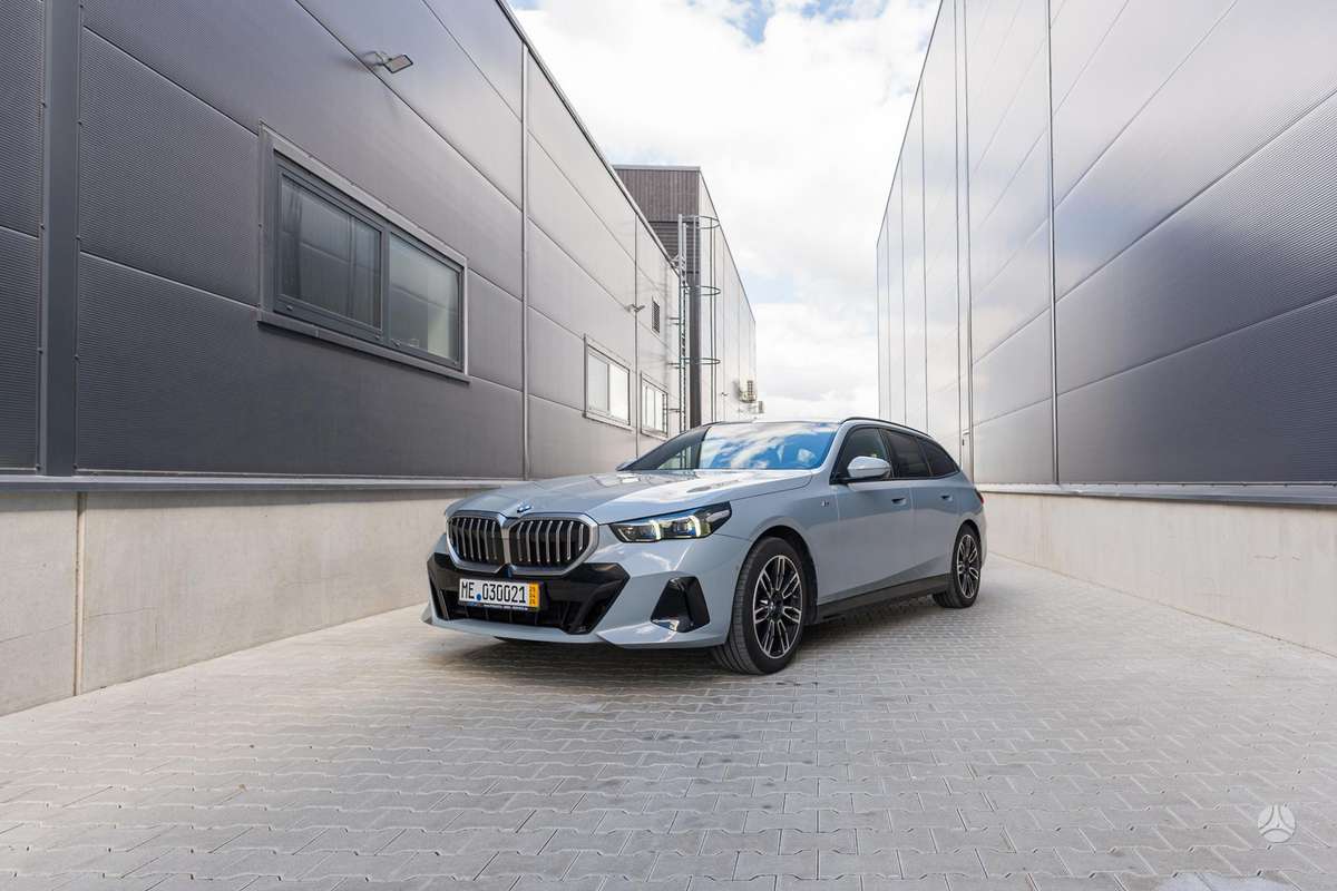 BMW 520, 2.0 l., wagon