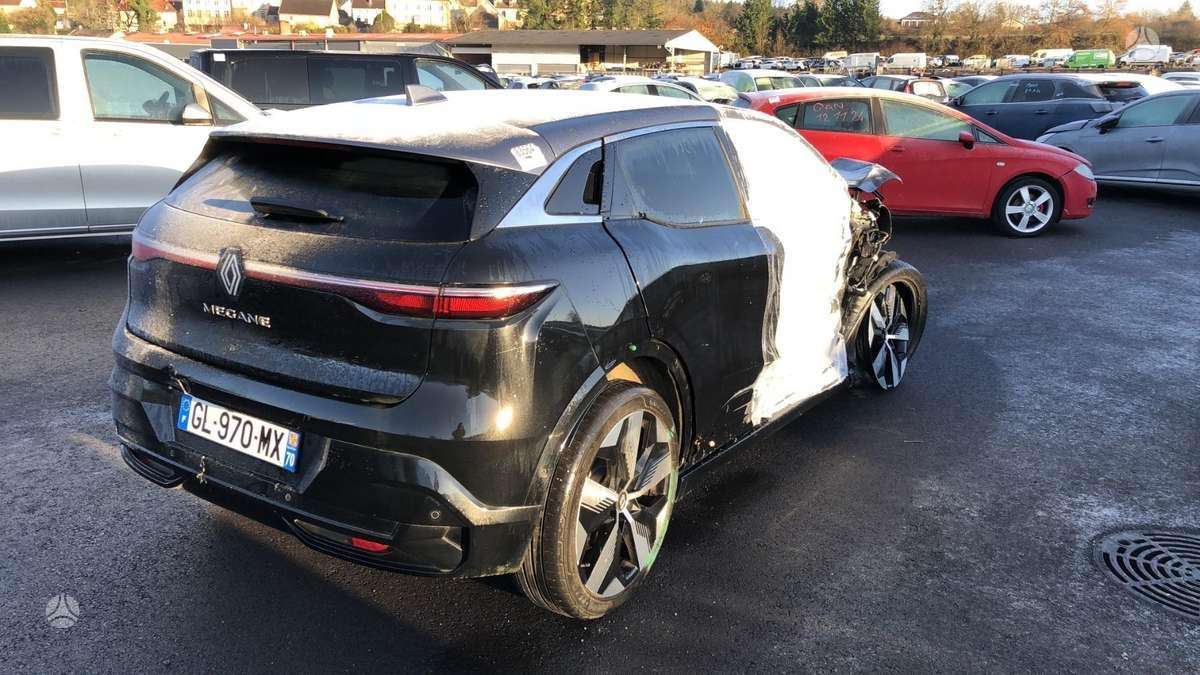 Renault Megane E-Tech по частям. Ardomas renault megane e tech 2023 dalimis 60kwh d