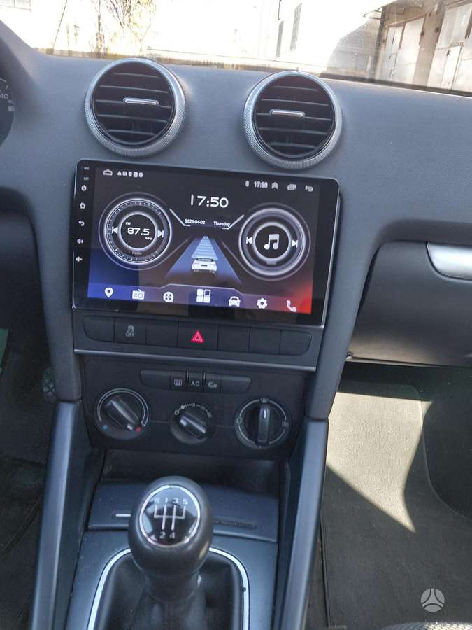 Audi A3, 1.6 l., hatchback