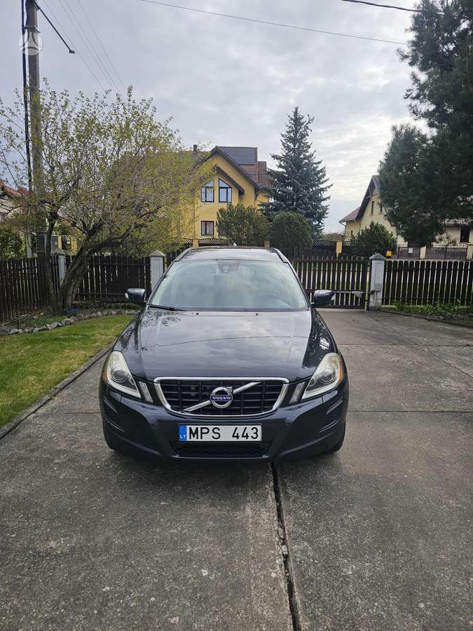 Volvo XC60 - 2