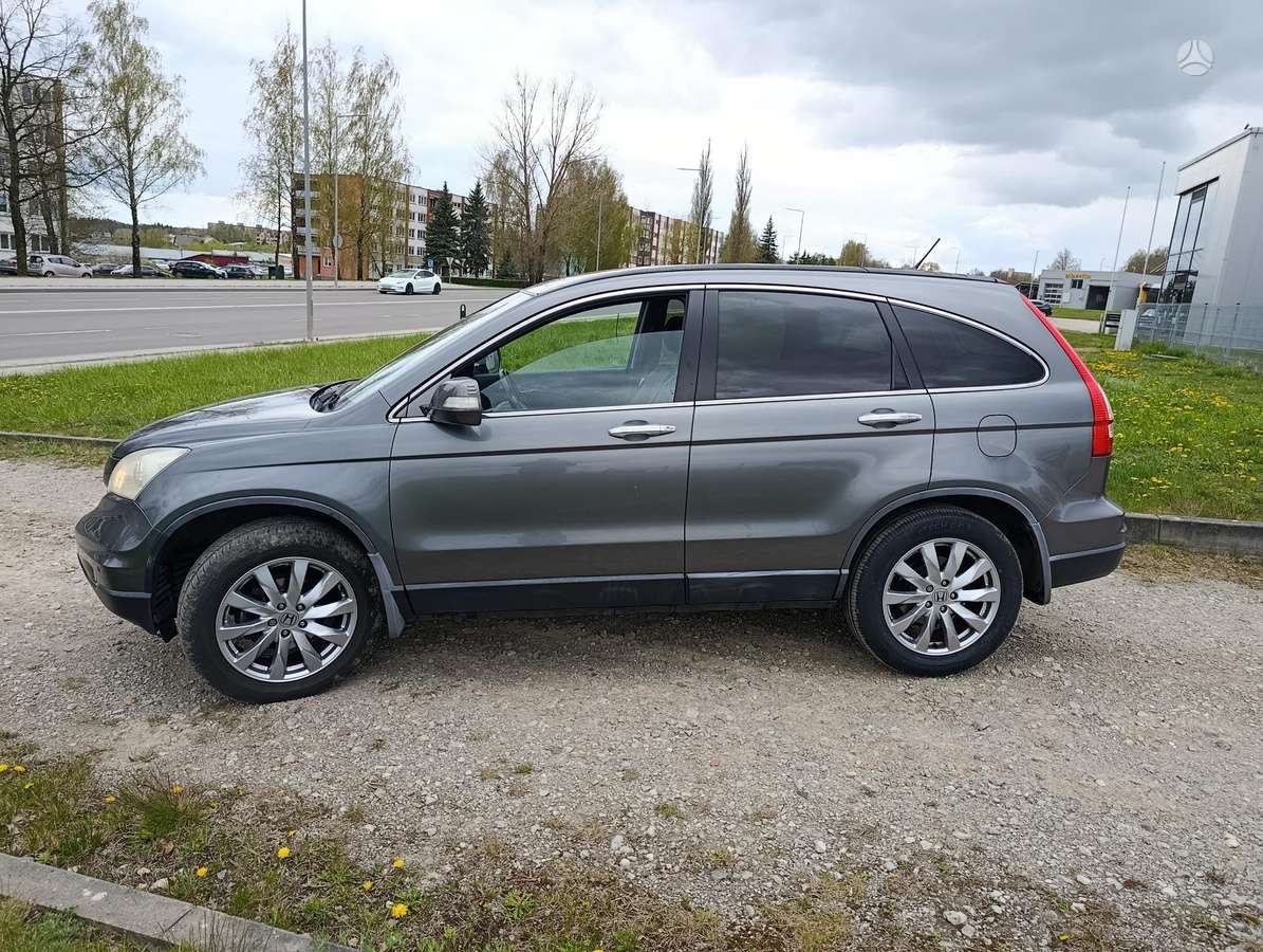 Honda CR-V, 2.2 l., off-road / crossover