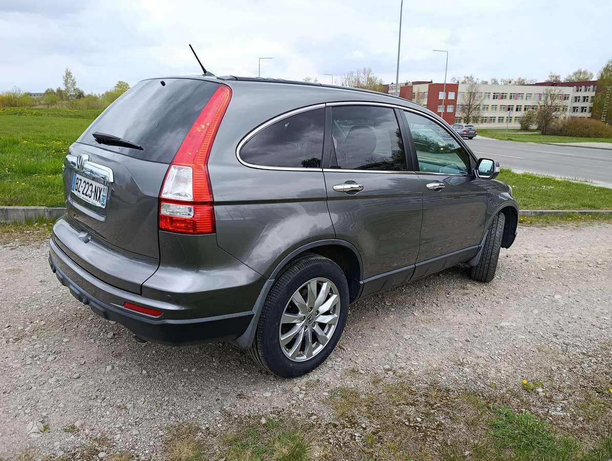 Honda CR-V, 2.2 l., off-road / crossover