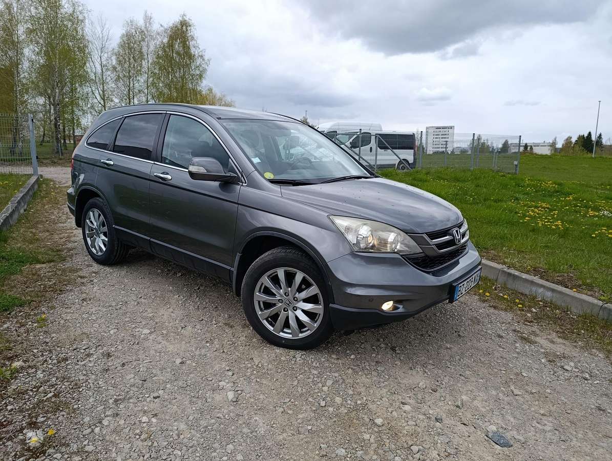 Honda CR-V, 2.2 l., off-road / crossover