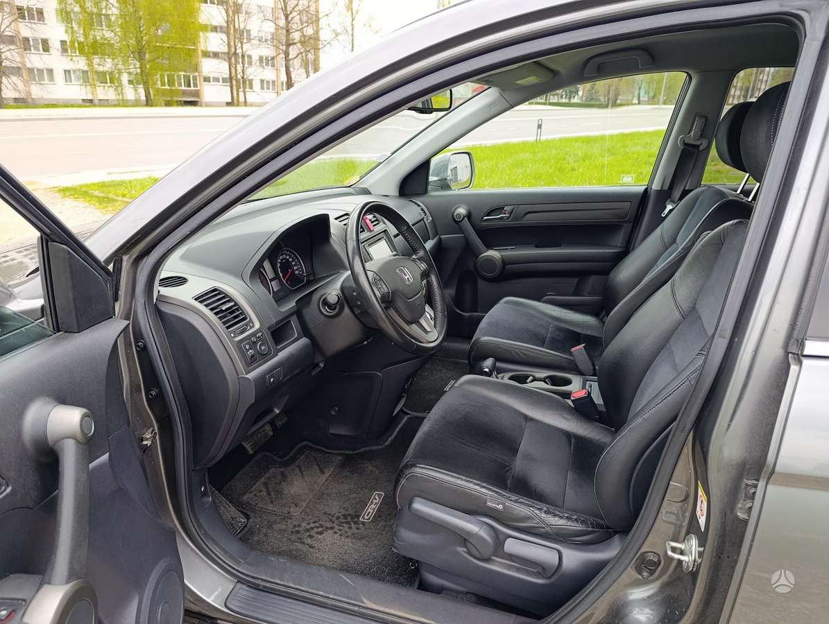 Honda CR-V, 2.2 l., off-road / crossover