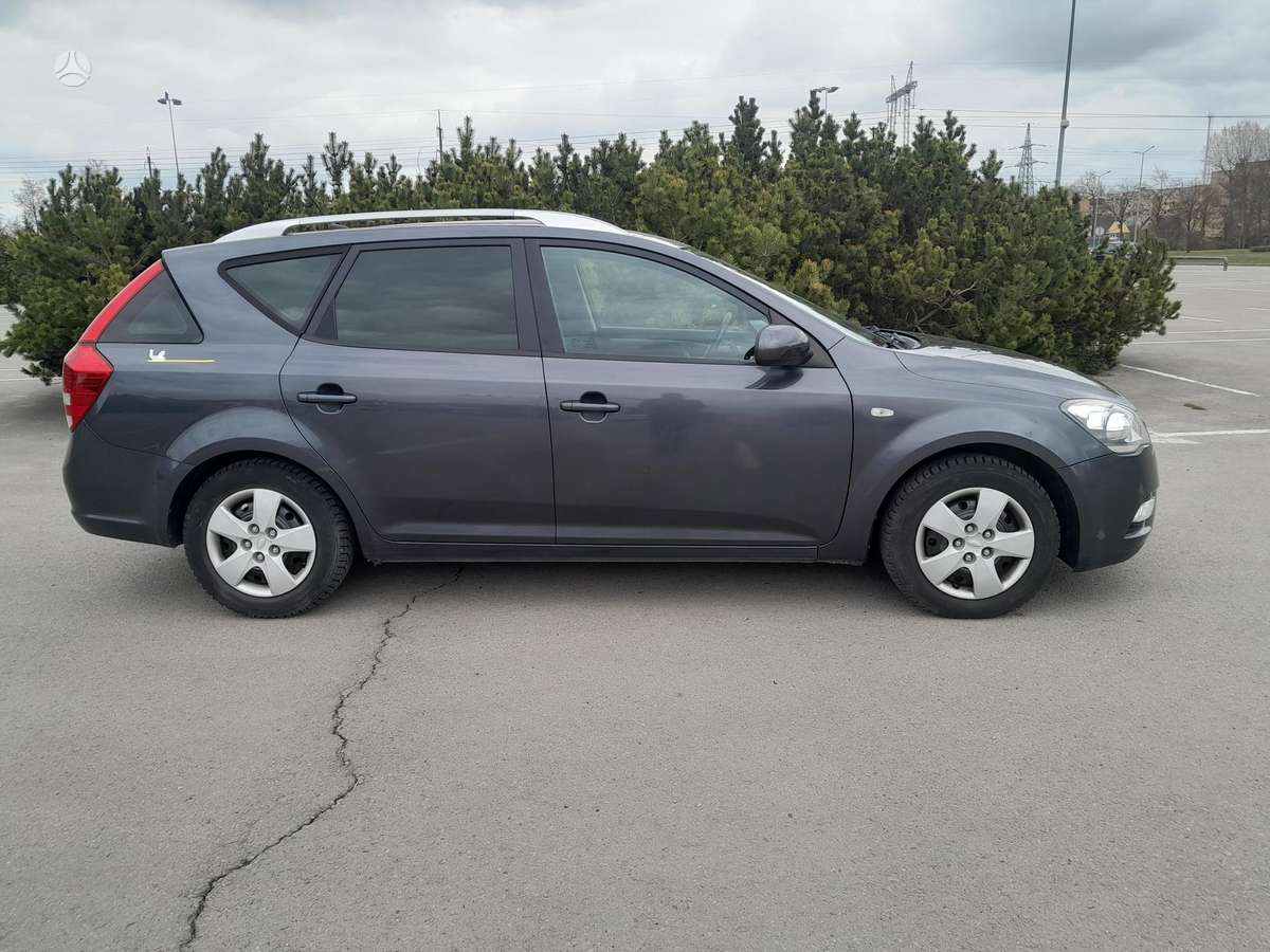 Kia Ceed, 1.6 l., Универсал