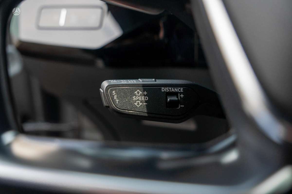 Audi e-tron, 95 kWh, off-road / crossover