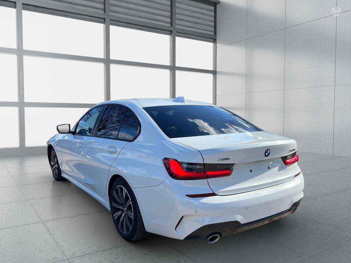 BMW 320, 2.0 l., Седан