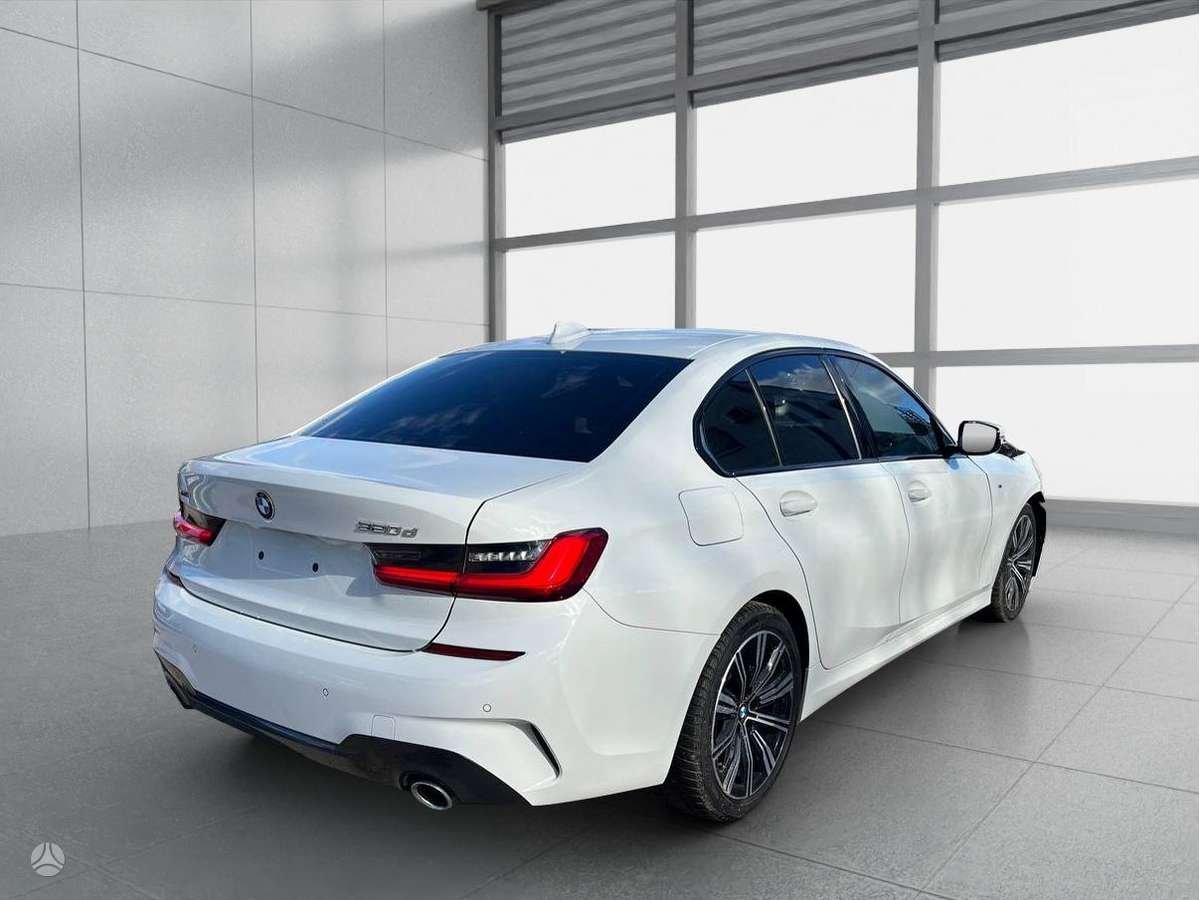 BMW 320, 2.0 l., Седан