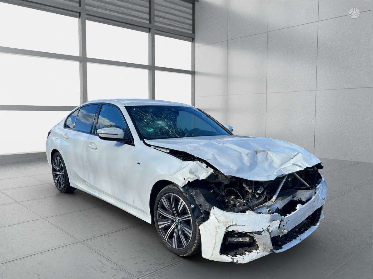 BMW 320, 2.0 l., Седан