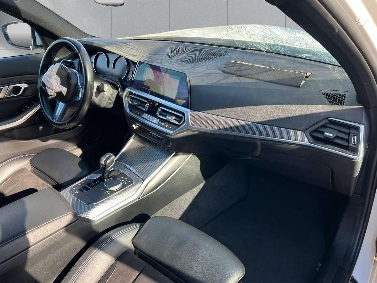 BMW 320, 2.0 l., Седан