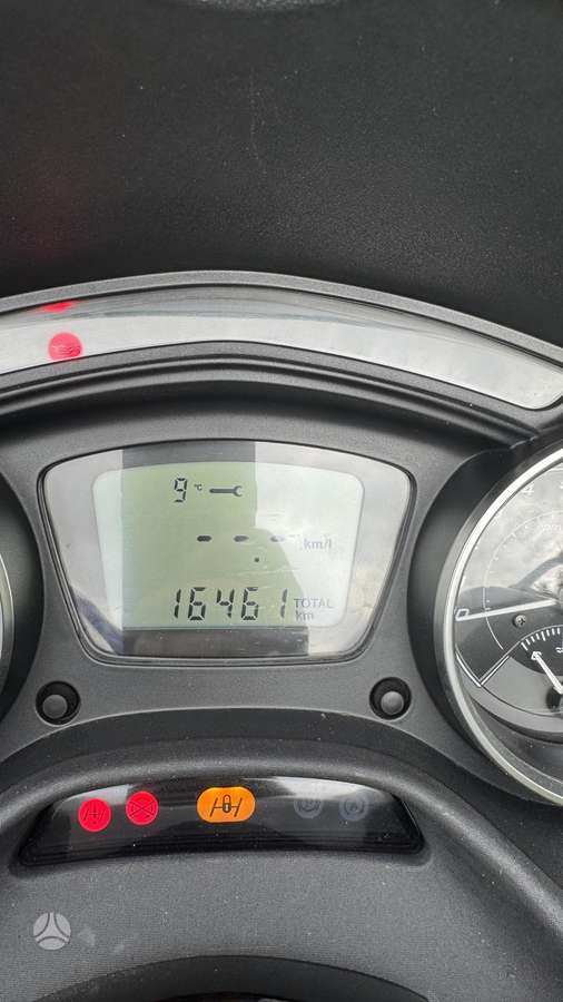 Piaggio MP3 300cc, triračiai