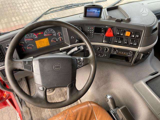 Volvo FM-440, hooklift trucks