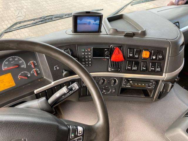 Volvo FM-440, hooklift trucks