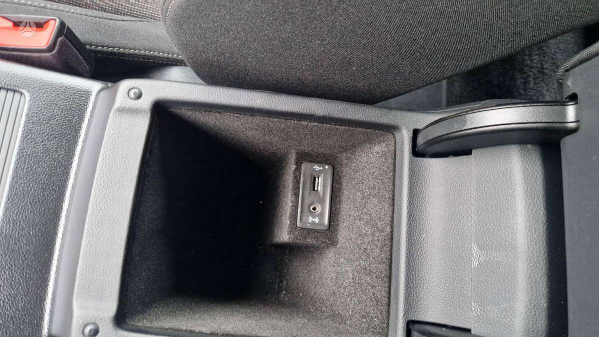 Volkswagen Passat, 2.0 l., Универсал