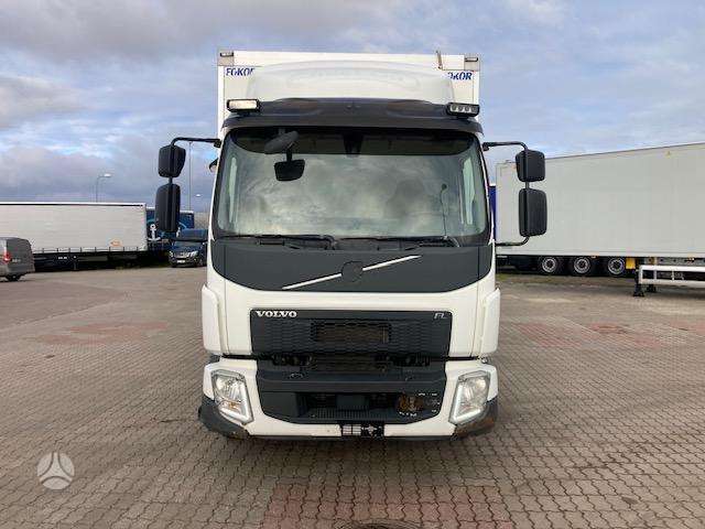 Volvo FL250+SIDE OPENING, kietašoniai