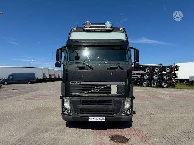 Volvo FH500+ADR, double sleeper