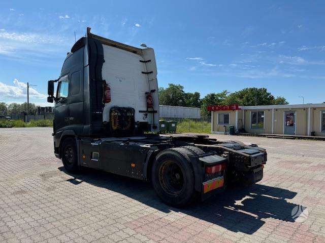 Volvo FH500+ADR, double sleeper