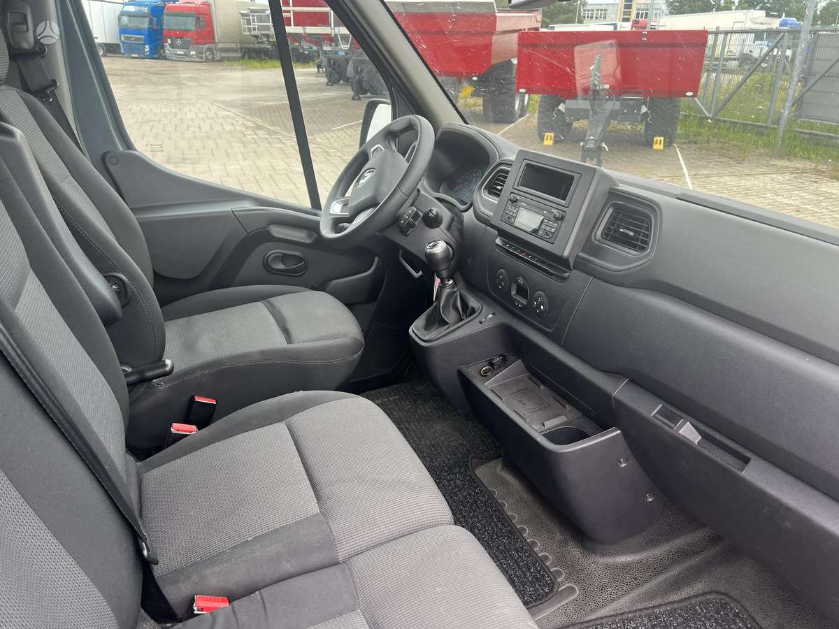 Renault Master, passenger minibus