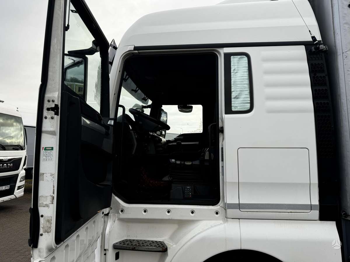 MAN TGX 26.440 6x2-2 LL, other