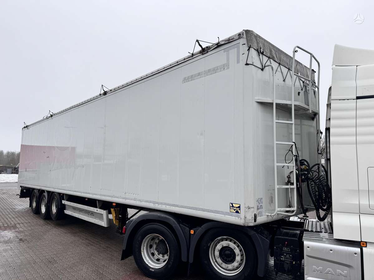 Kraker CF-200, su slankiojančiomis grindimis