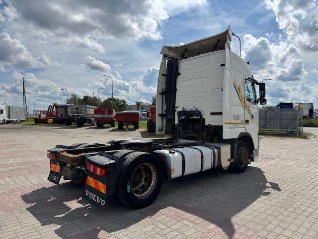 Volvo FH460 (MEGA), single sleeper