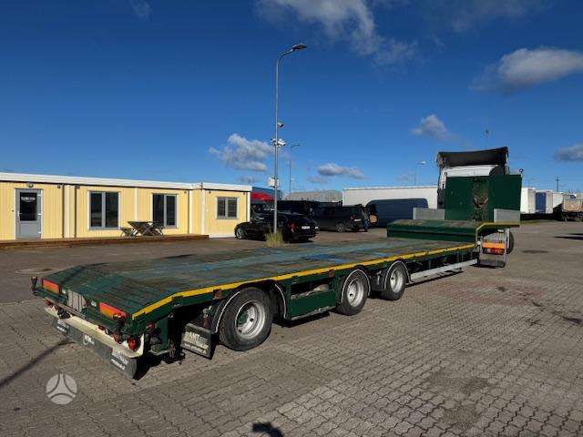 Kel-Berg STT3, auto transporter