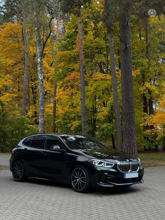 BMW 118, 2.0 l., Хэтчбек