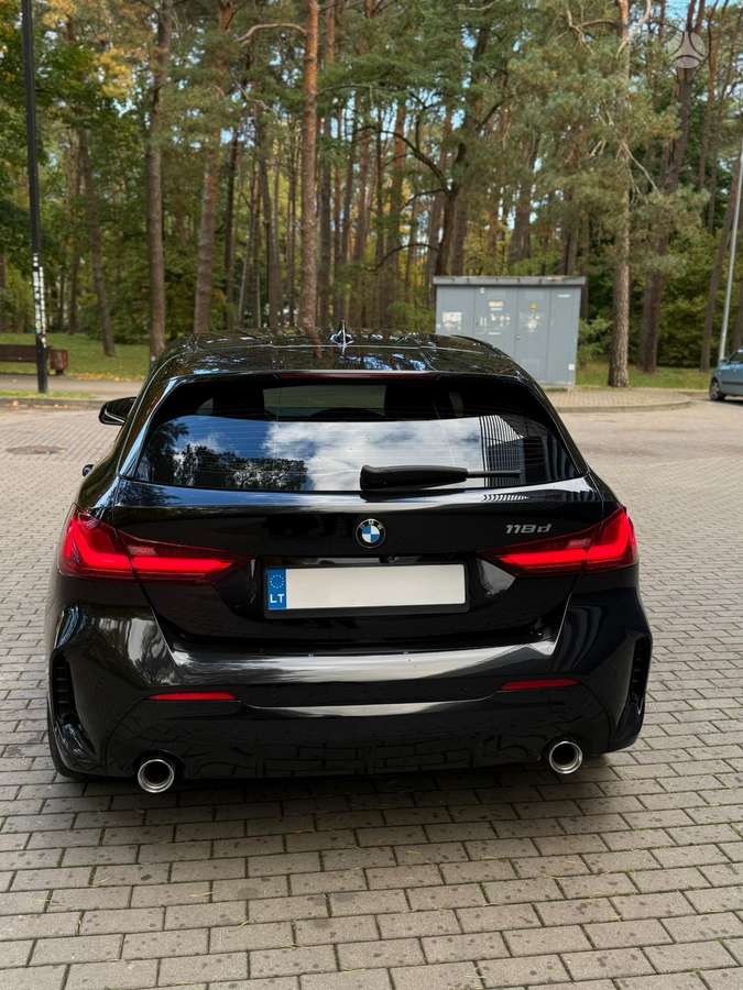 BMW 118, 2.0 l., Хэтчбек