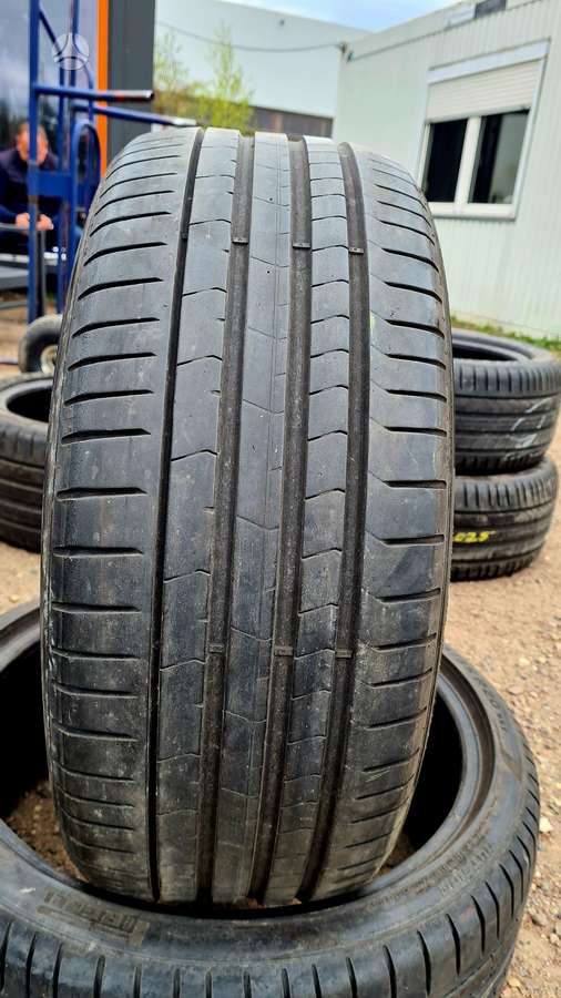 Pirelli P ZERO, летние 245/35 R20