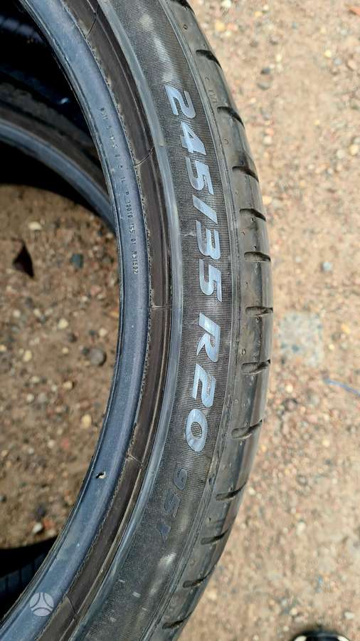 Pirelli P ZERO, summer 245/35 R20