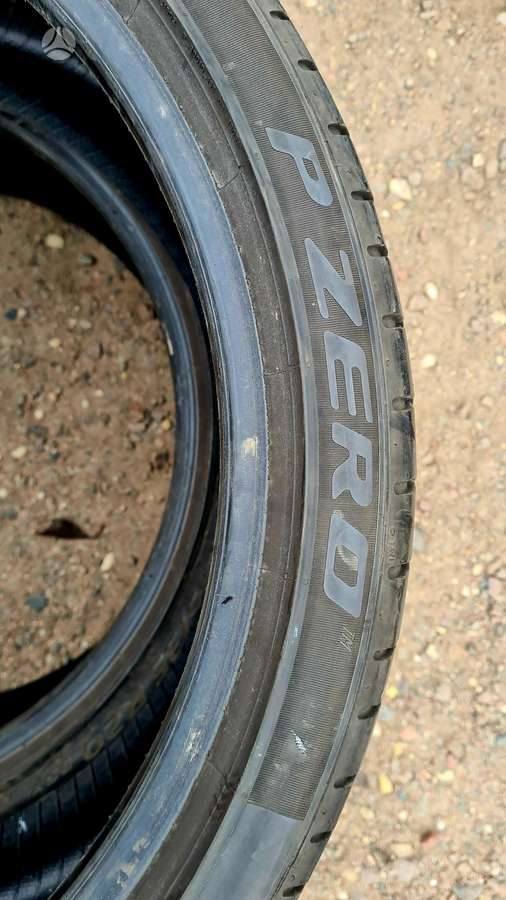 Pirelli P ZERO, летние 245/35 R20