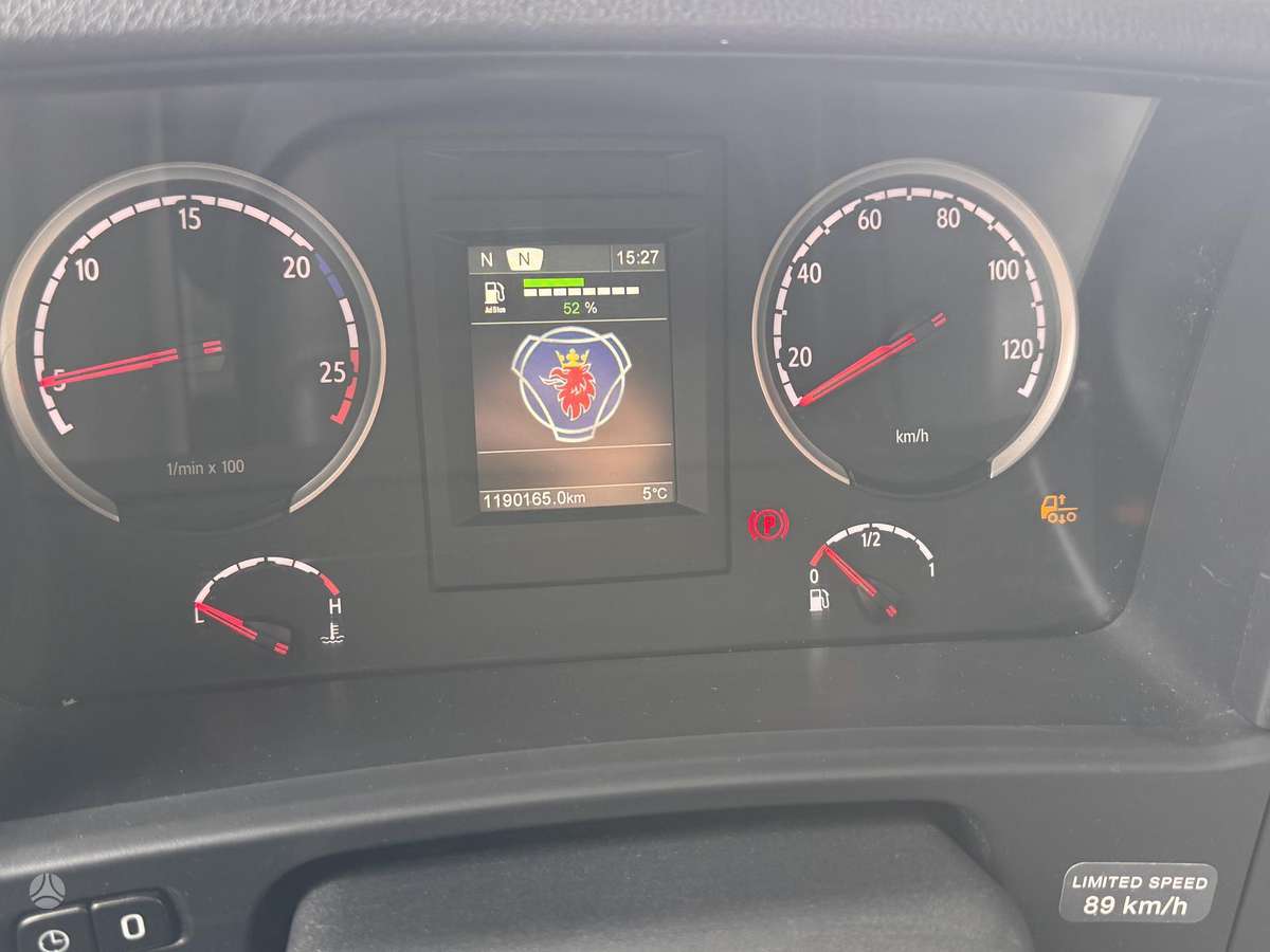 Scania R450, 2 miegamosios vietos