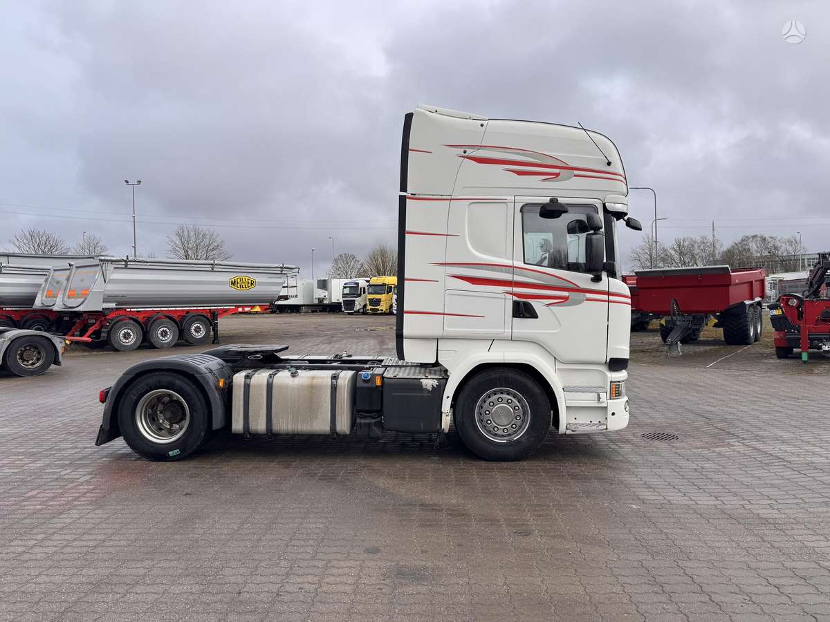 Scania R450, double sleeper