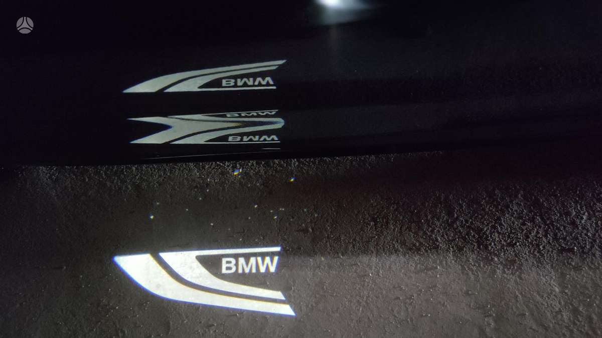 BMW 118, 2.0 l., hatchback