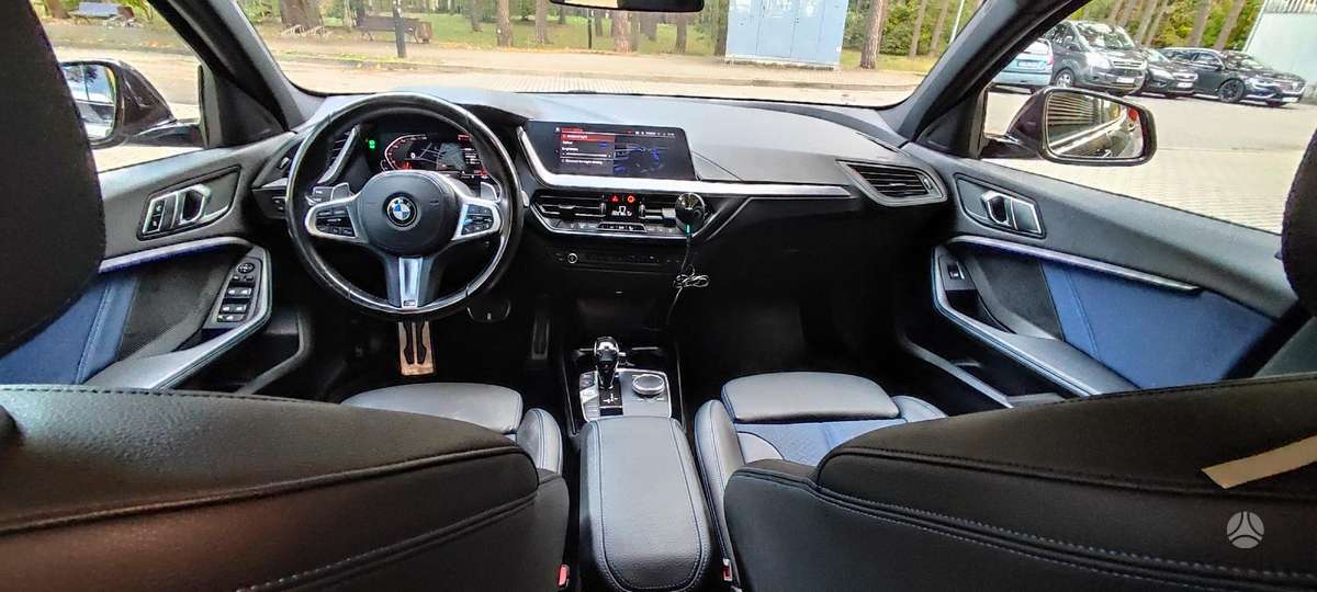 BMW 118, 2.0 l., Хэтчбек