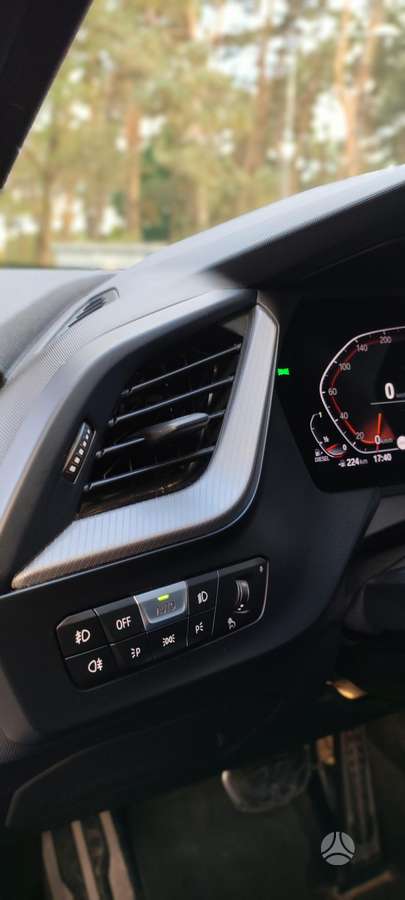 BMW 118, 2.0 l., Хэтчбек