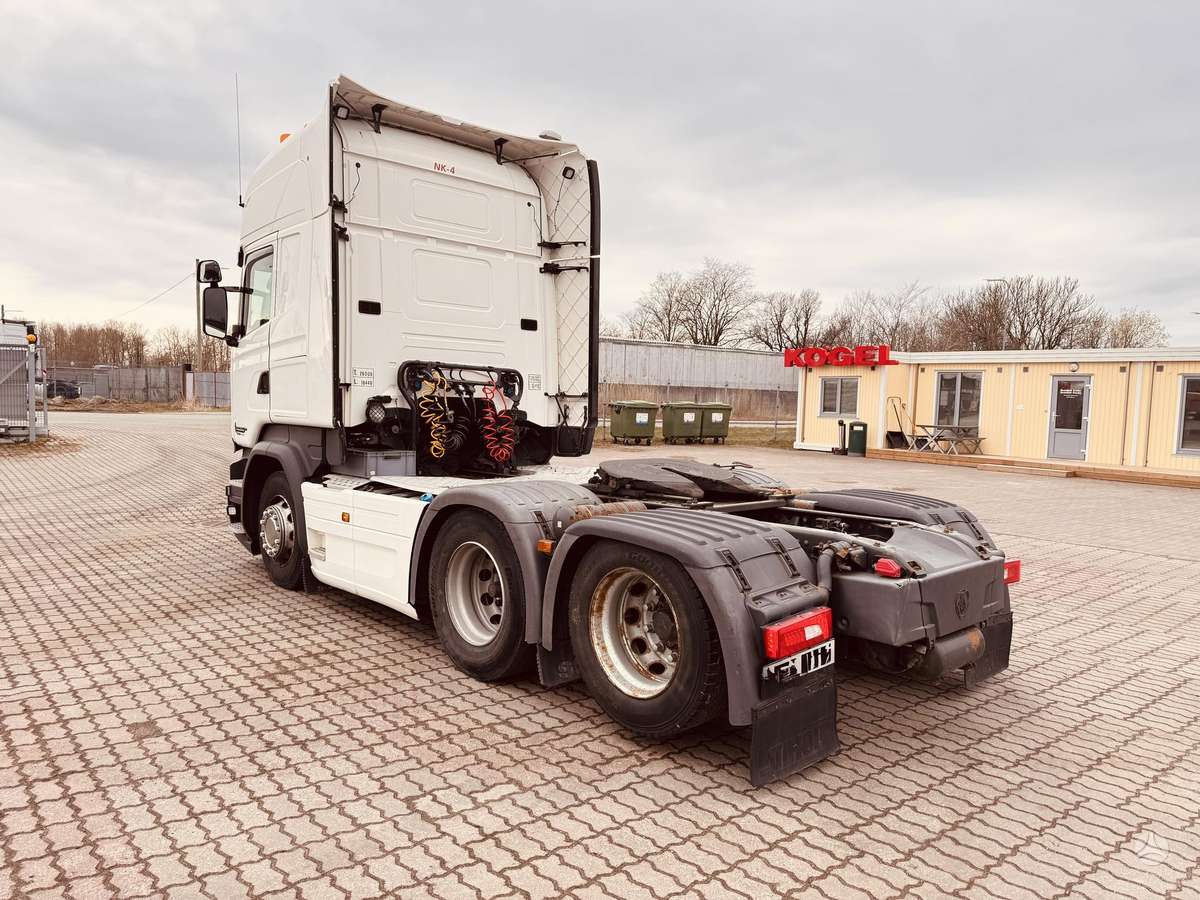 Scania R450, double sleeper