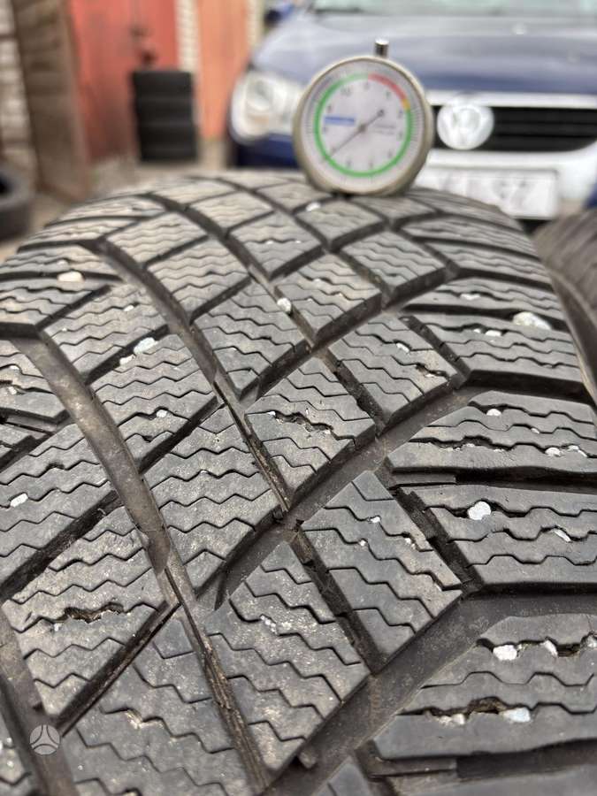 Continental Cvc7, winter 225/65 R17
